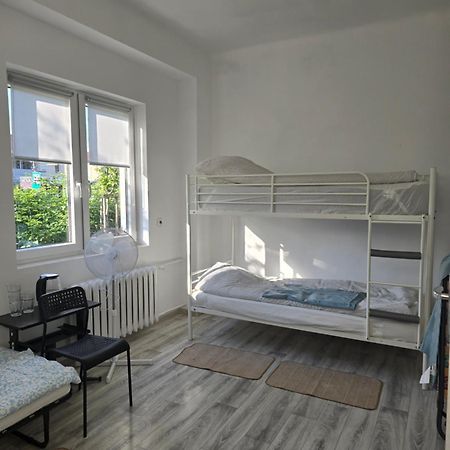 Hostel W Zielonce Zielonka  Ngoại thất bức ảnh