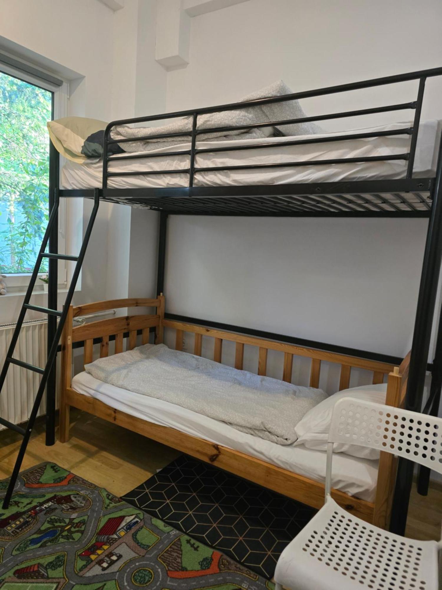 Hostel W Zielonce Zielonka  Ngoại thất bức ảnh