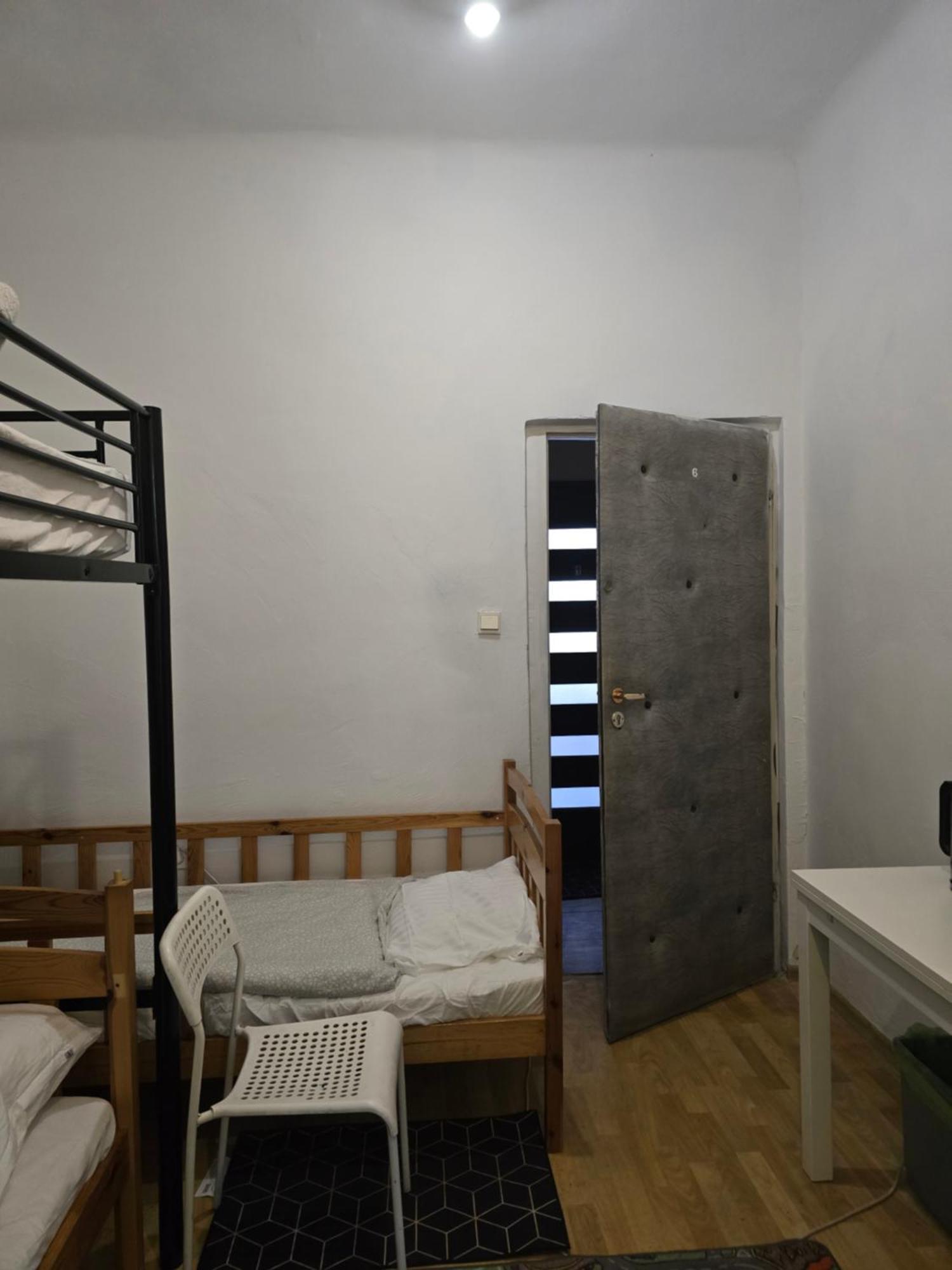 Hostel W Zielonce Zielonka  Ngoại thất bức ảnh
